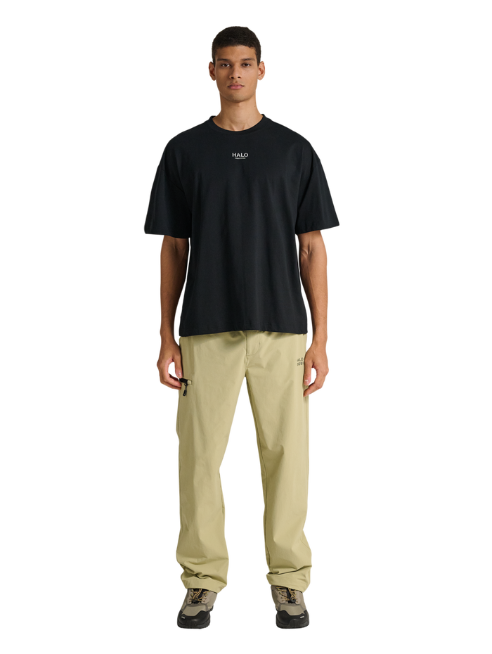 HALO GRAPHIC BOXY T-SHIRT, BLACK/SILVER/SPRING BOQUET, model