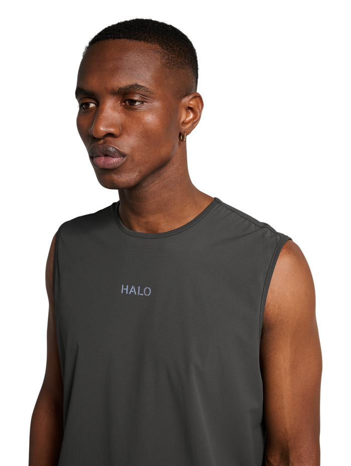 HALO DIVISION TANK TOP, RAVEN, model