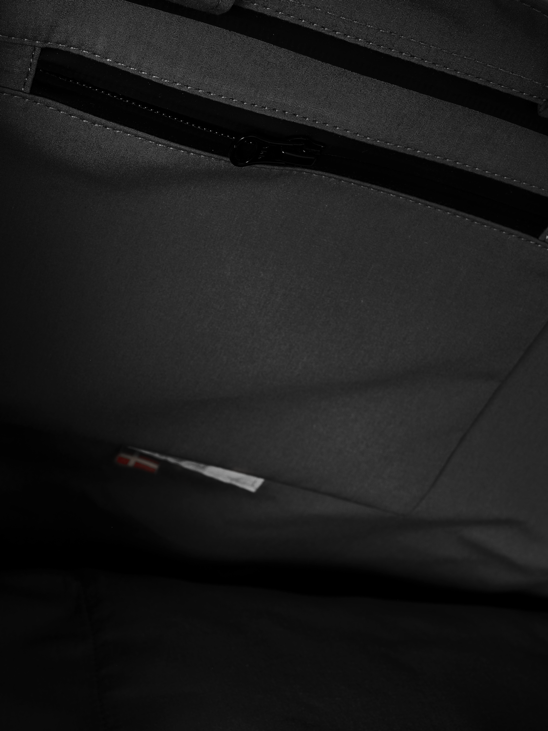 HALO DURA TOTE BAG, BLACK, packshot