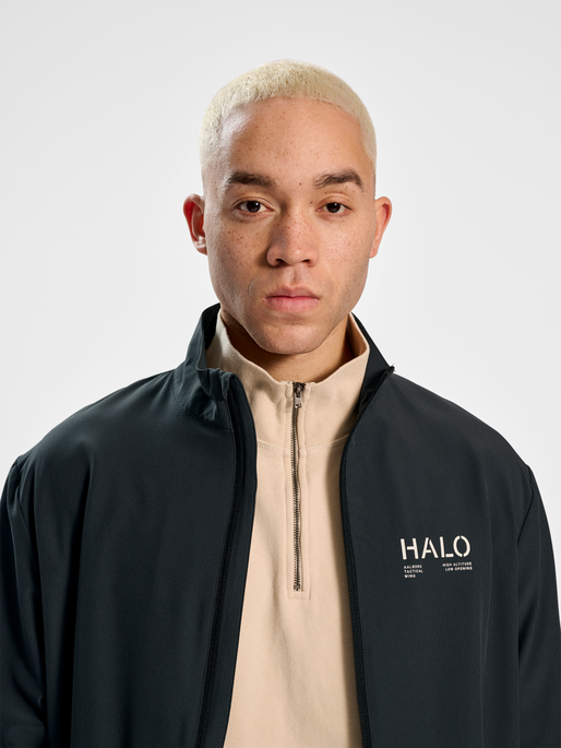 HALO TECH JACKET, EBONY, model