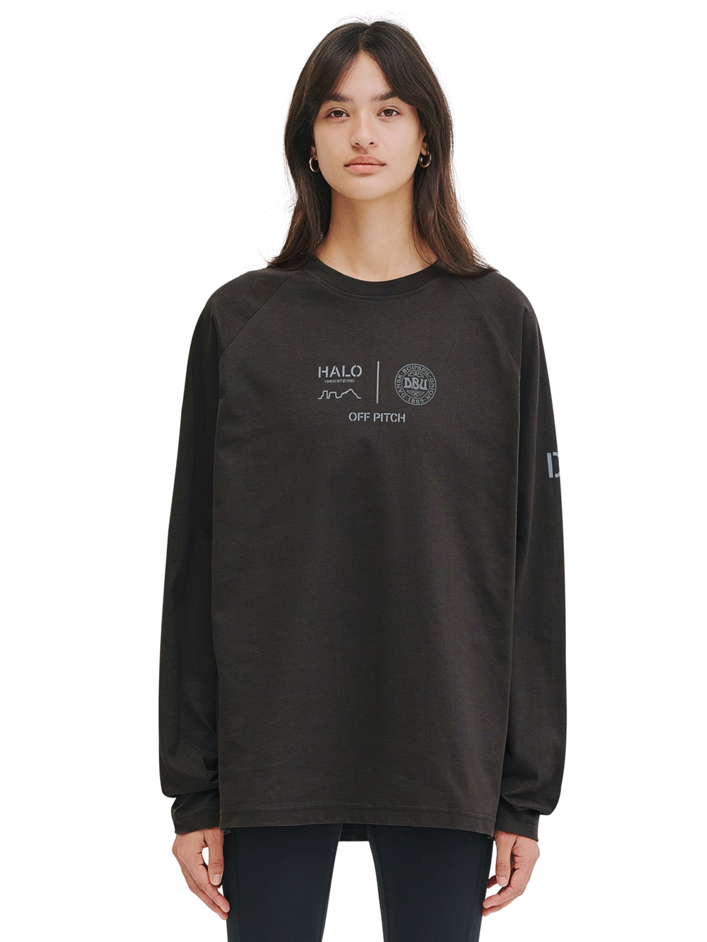 HALO DBU LS GRAPHIC T-SHIRT, RAVEN, model