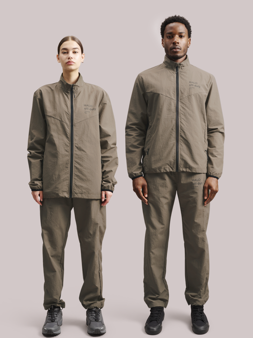 HALO OFF DUTY  JACKET, MOREL, model