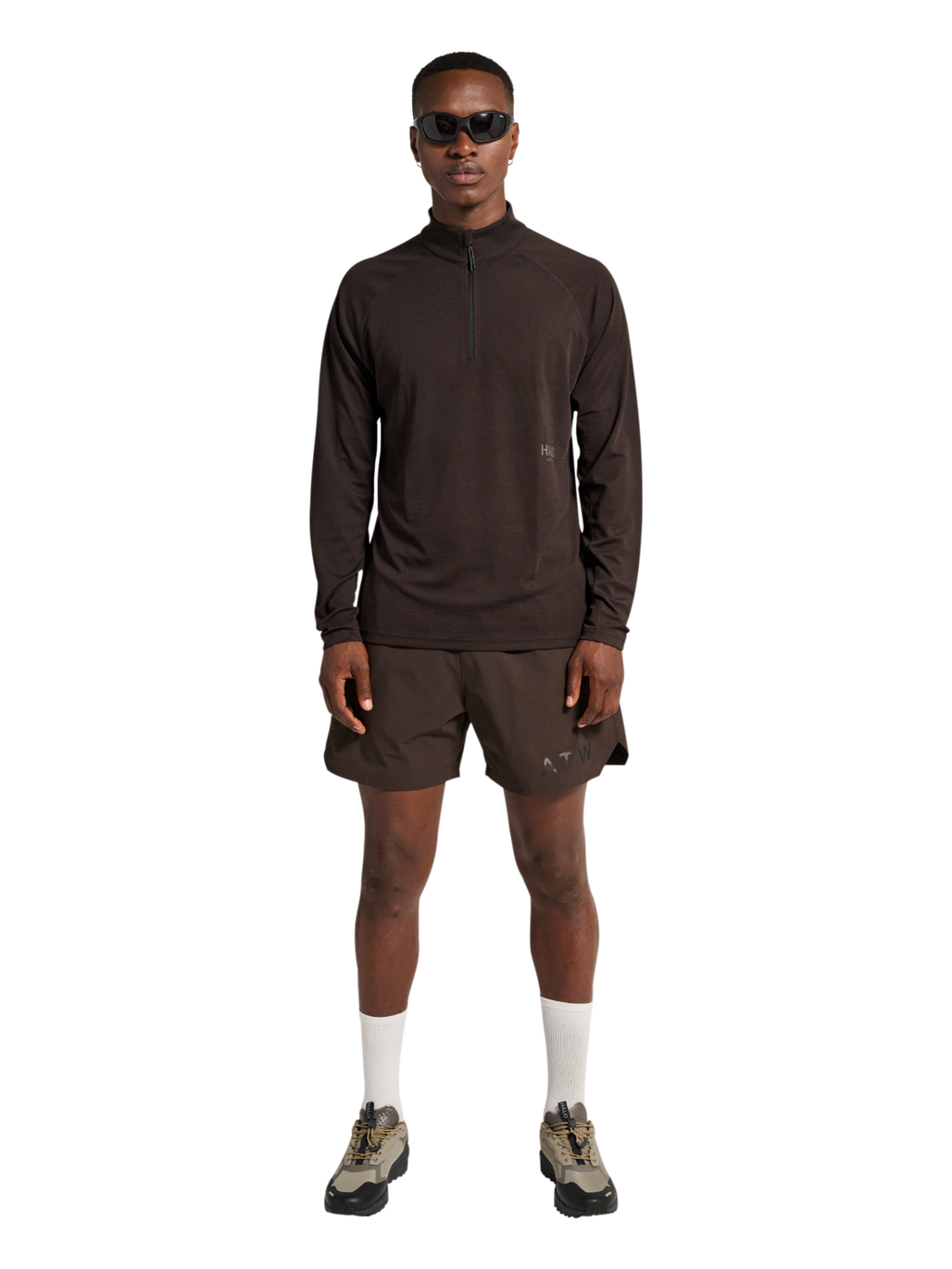 HALO SORONA HALF ZIP, CHOCOLATE TORTE, model