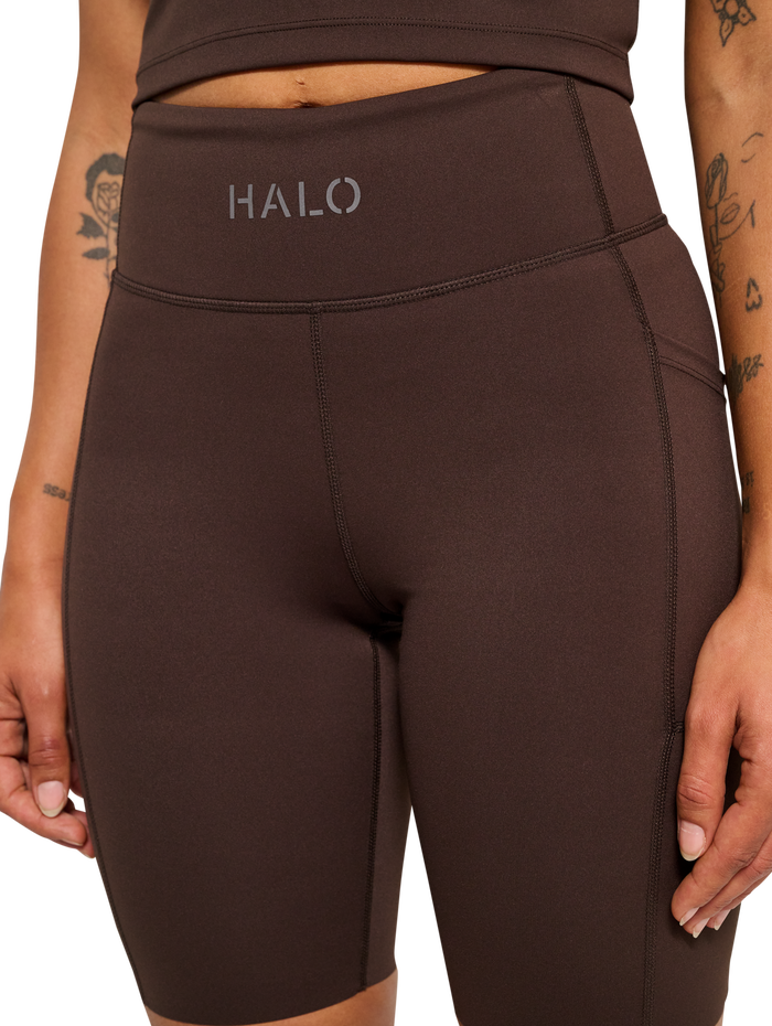 HALO WOMEN TRAINING SPRINTERS, CHOCOLATE TORTE, model