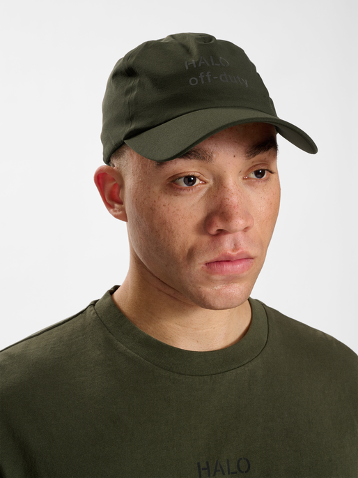 HALO STRETCH CAP, FOREST NIGHT, model