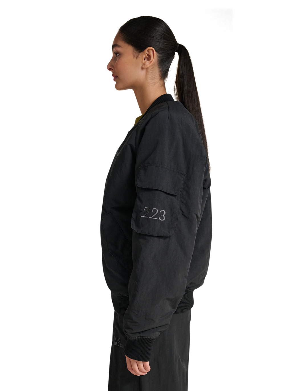 HALO CORDURA BOMBER, BLACK, model