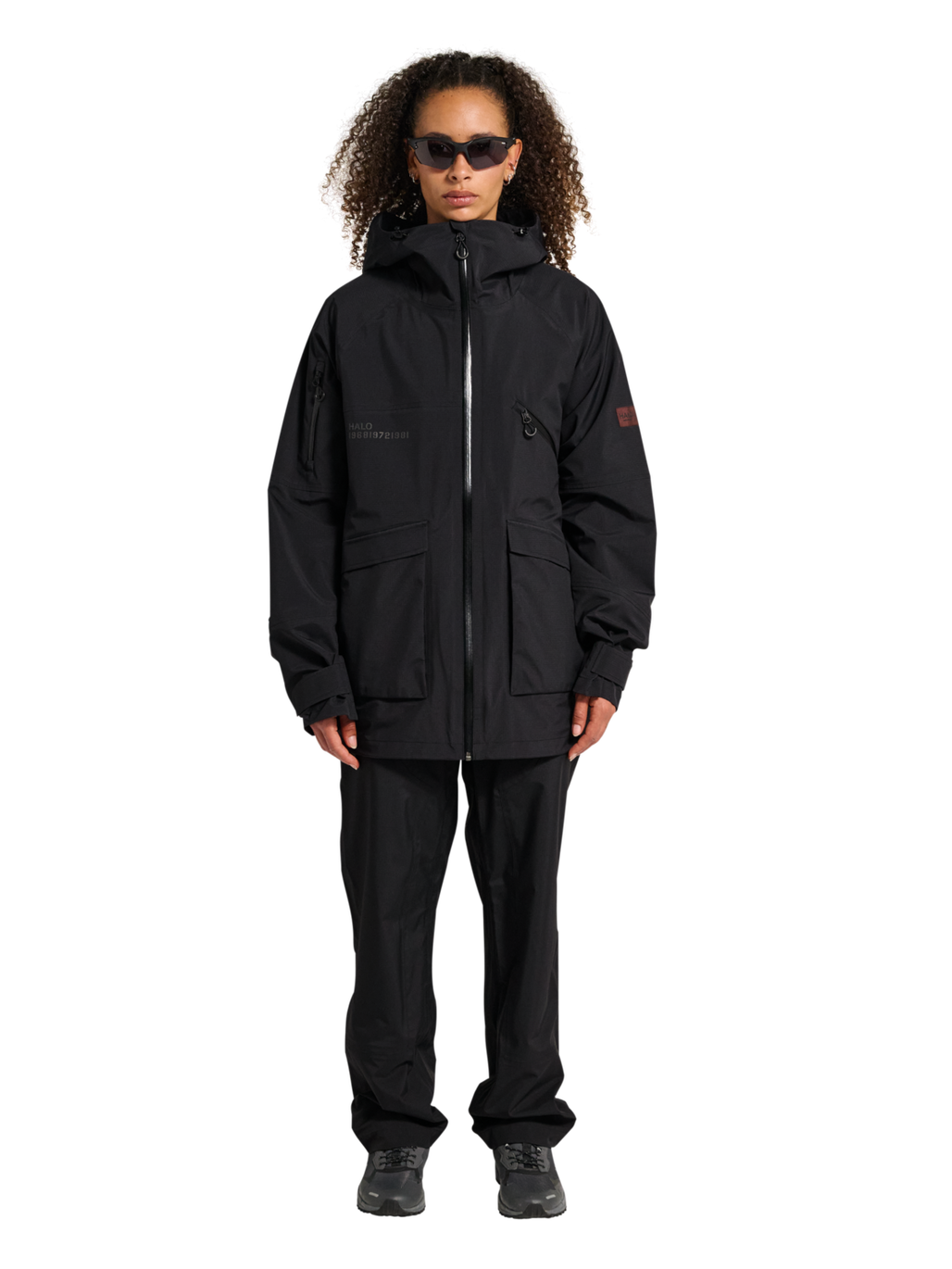 HALO GHOST SHELL JACKET, BLACK, model