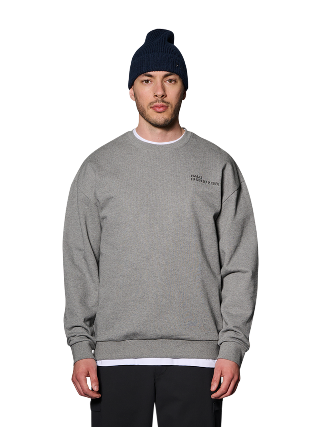 HALO ESSENTIAL CREW, GREY MELANGE, model