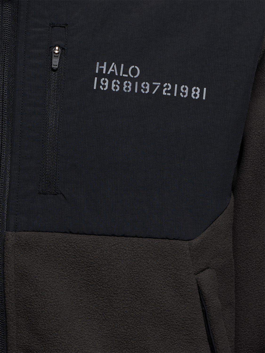 HALO BLOCKED ZIP FLEECE, RAVEN, packshot