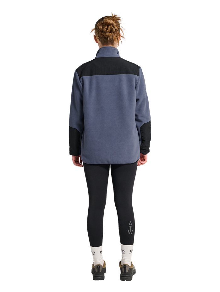 HALO BLOCKED ZIP FLEECE, GRISAILLE, model