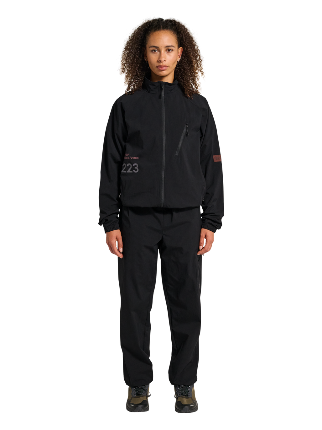 HALO STEEL JACKET, BLACK, model
