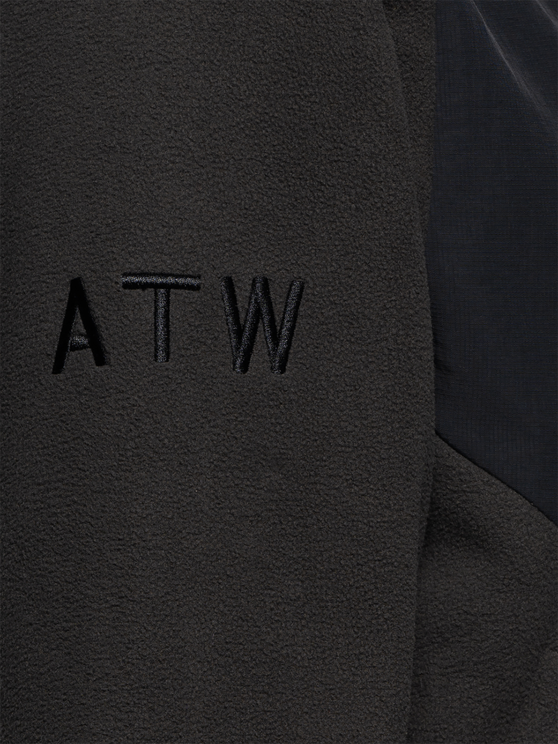 HALO BLOCKED ZIP FLEECE, RAVEN, packshot