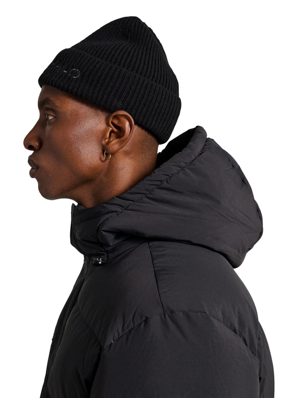 HALO  WOOL RIB BEANIE, BLACK, model
