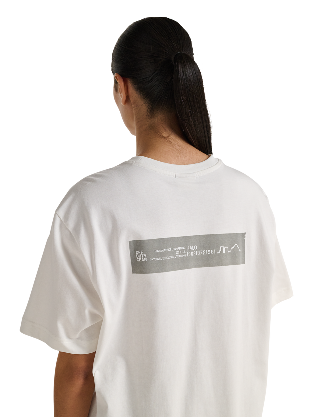 HALO GRAPHIC T-SHIRT, MARSHMALLOW/SILVER, model