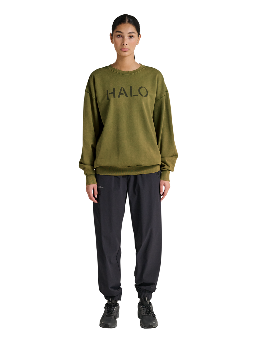HALO UNIFORM BOXY CREW, OLIVE DRAB, model