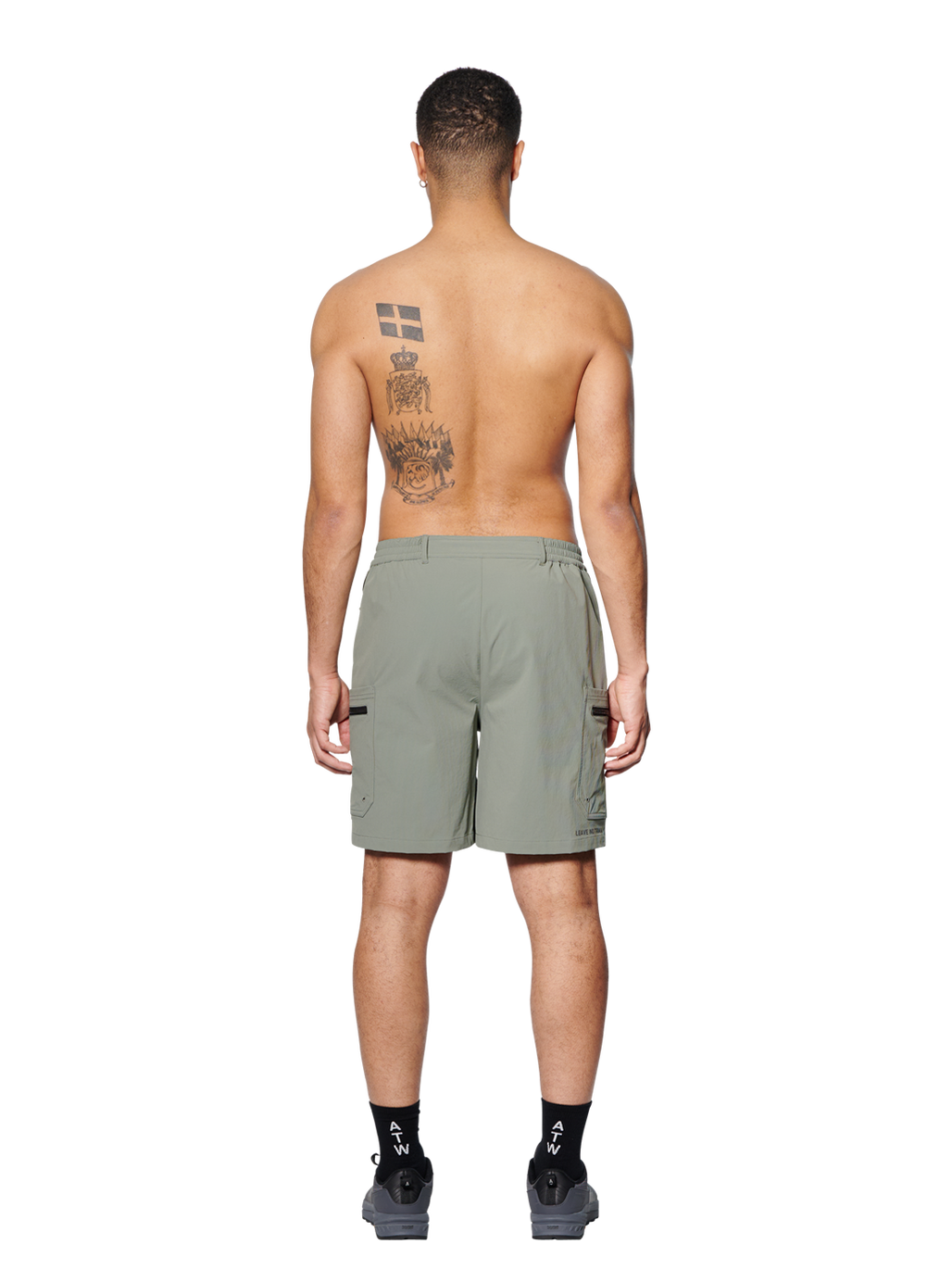 HALO DELTA SHORTS, AGAVE GREEN, model