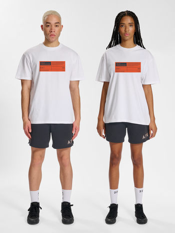 HALO T-SHIRT, WHITE, model