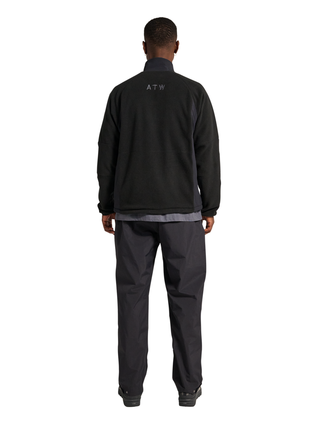 HALO WINDPROOF TEDDYFLEECE JACKET, BLACK, model