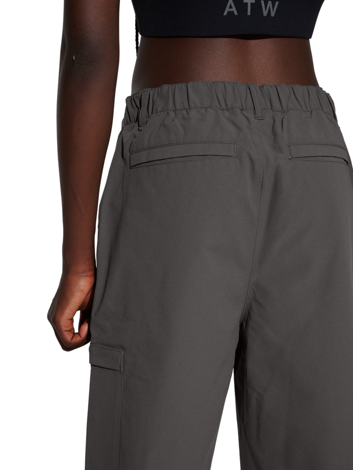HALO ENFORCER PANTS, RAVEN, model