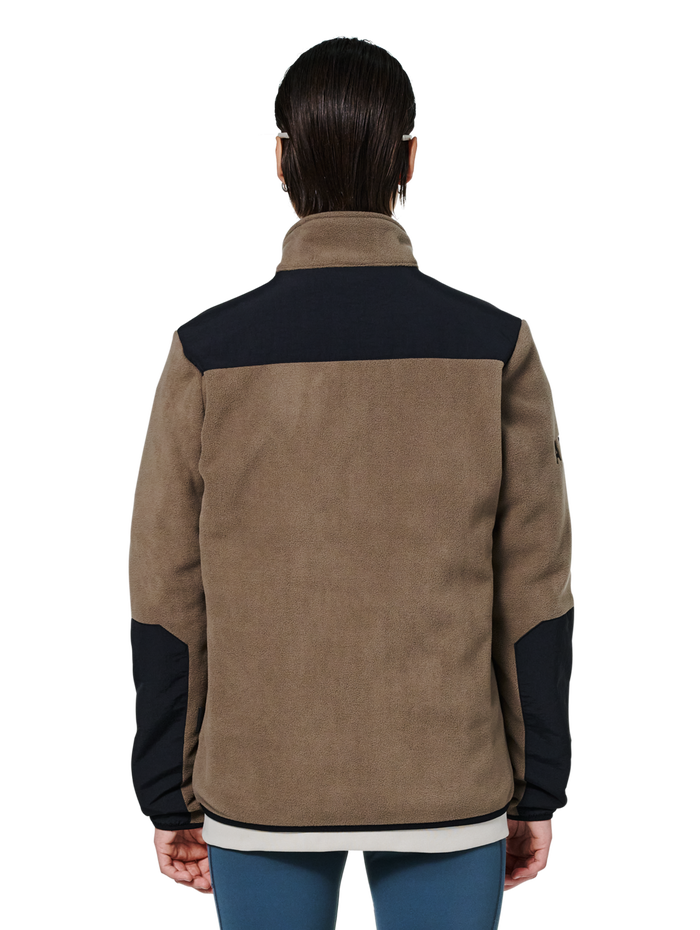 HALO BLOCKED ZIP FLEECE, CHOCOLATE CHIP, model