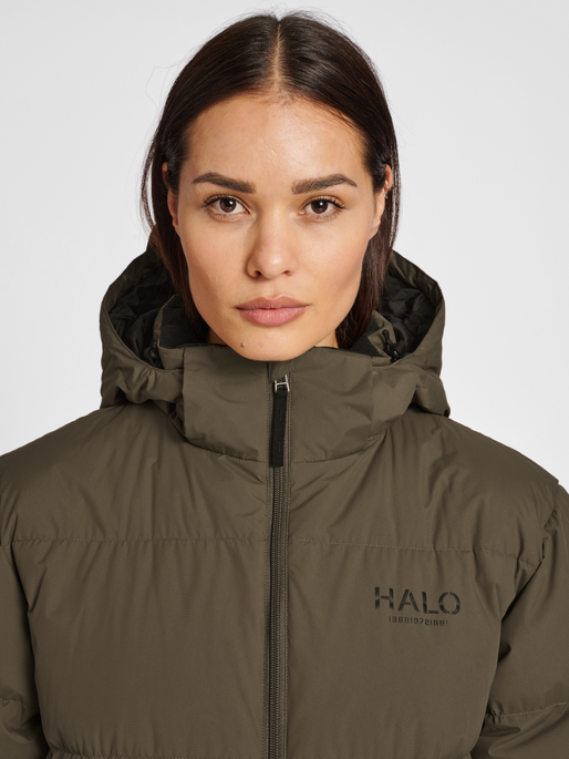 HALO DOWN PUFFER, MAJOR BROWN, model