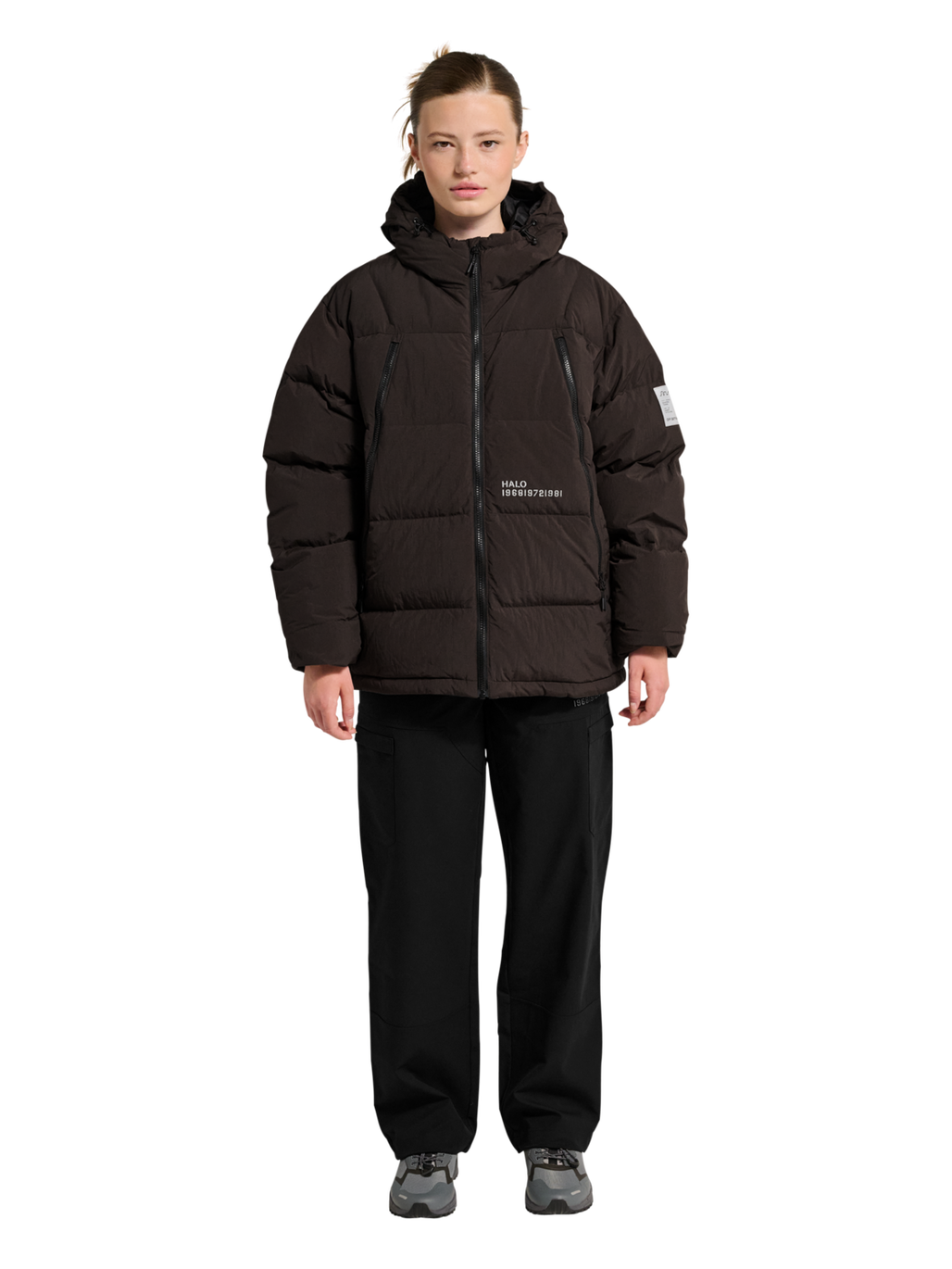 HALO MAVERICK DOWN JACKET, CHOCOLATE TORTE, model