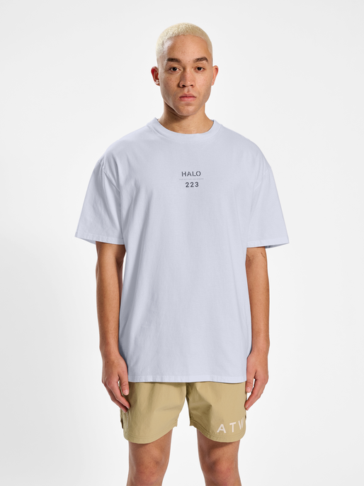 HALO HEAVY GRAPHIC TEE, WHITE, model