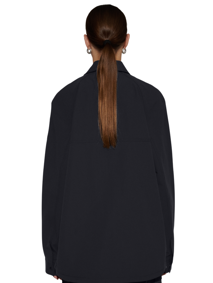 HALO ENFORCER OVERSHIRT, BLACK, model