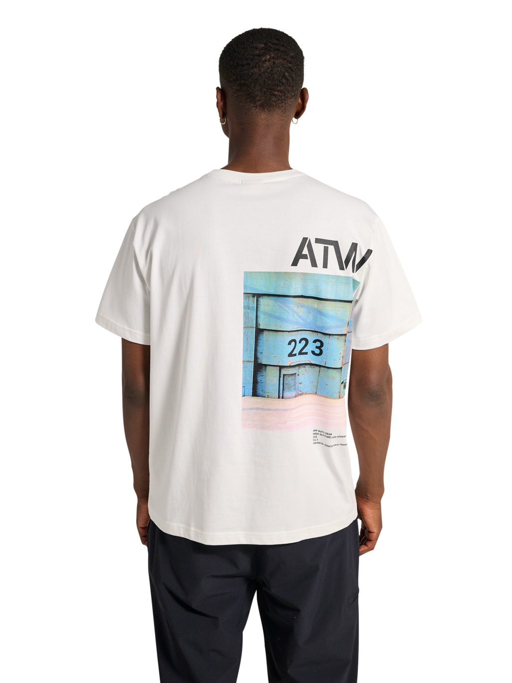 HALO GRAPHIC T-SHIRT, MARSHMALLOW, model