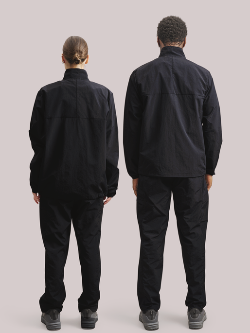 HALO OFF DUTY  JACKET, BLACK, model