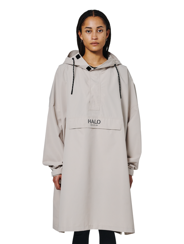 HALO RAINCOVER, SILVER LINING, model