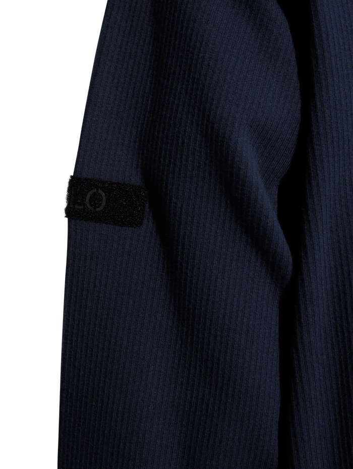 HALO INFANTRY CREWNECK, DARK SAPPHIRE, model