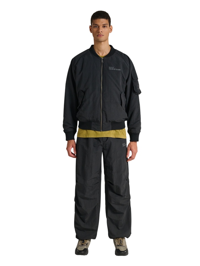 HALO CORDURA BOMBER, BLACK, model
