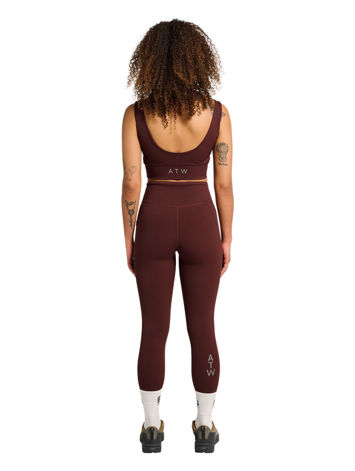 HALO WOMEN TRAINING BRA, BITTER CHOCOLATE, model