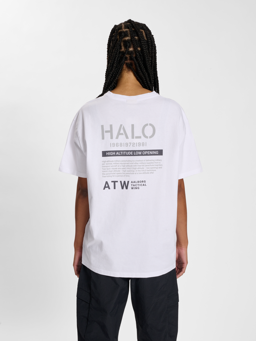 HALO HEAVY GRAPHIC T-SHIRT 223 ATW, WHITE, model