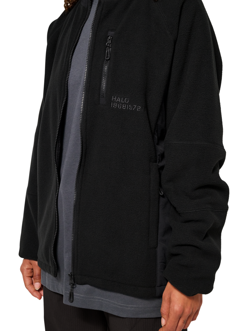 HALO WINDPROOF TEDDYFLEECE JACKET, BLACK, model