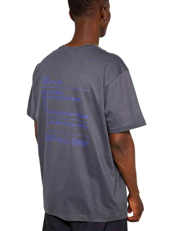 HALO GRAPHIC T-SHIRT, ASPHALT, model