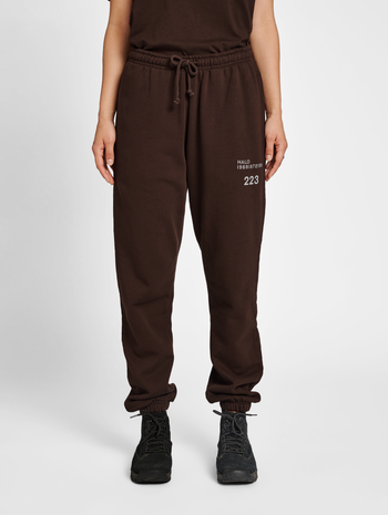 HALO COTTON SWEATPANT, JAVA, model