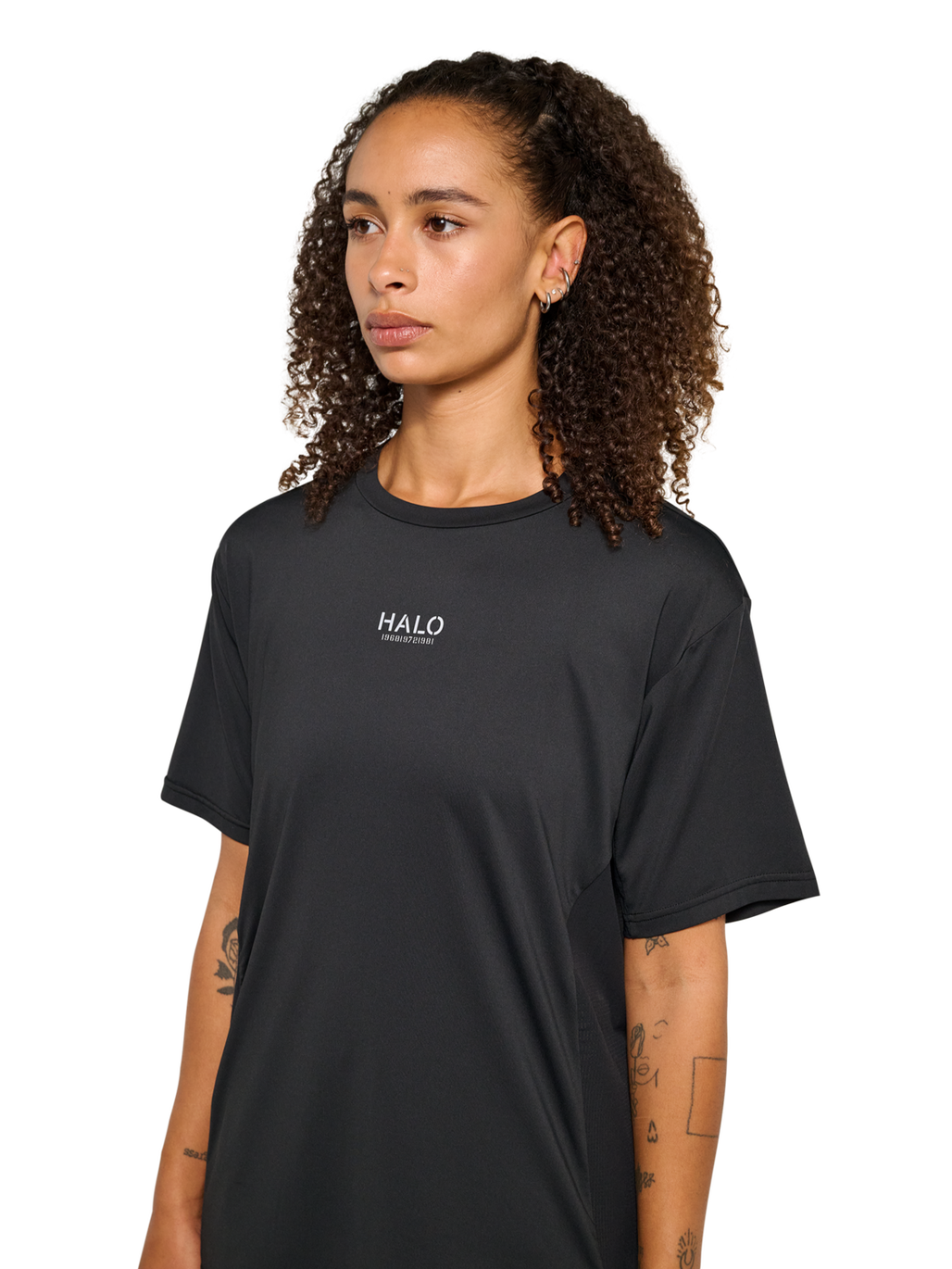 HALO SCOUT SS T-SHIRT, BLACK, model