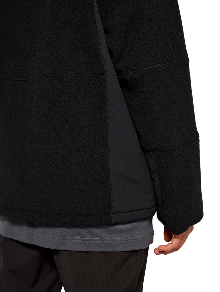 HALO WINDPROOF TEDDYFLEECE JACKET, BLACK, model