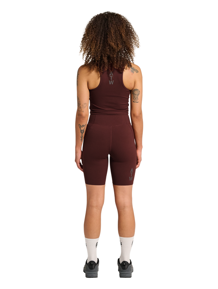 HALO WOMEN TRAINING SPRINTERS, BITTER CHOCOLATE, model