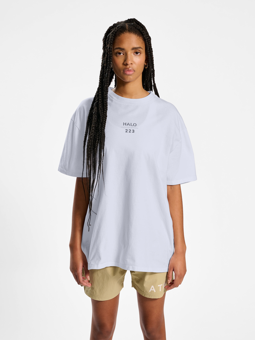 HALO HEAVY GRAPHIC TEE, WHITE, model