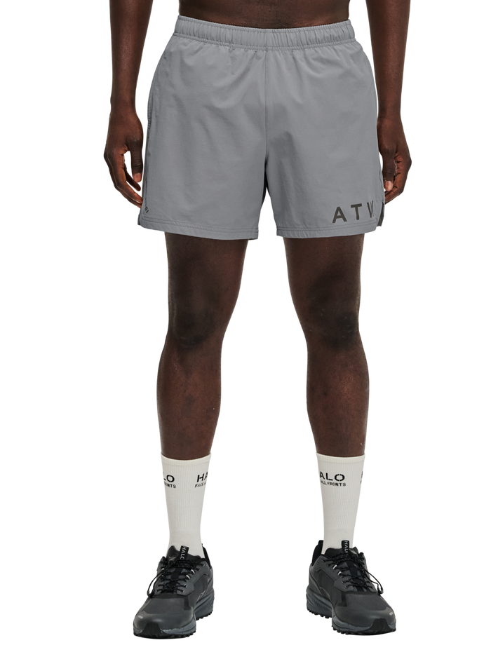 HALO SHORTS, GRIFFIN, model
