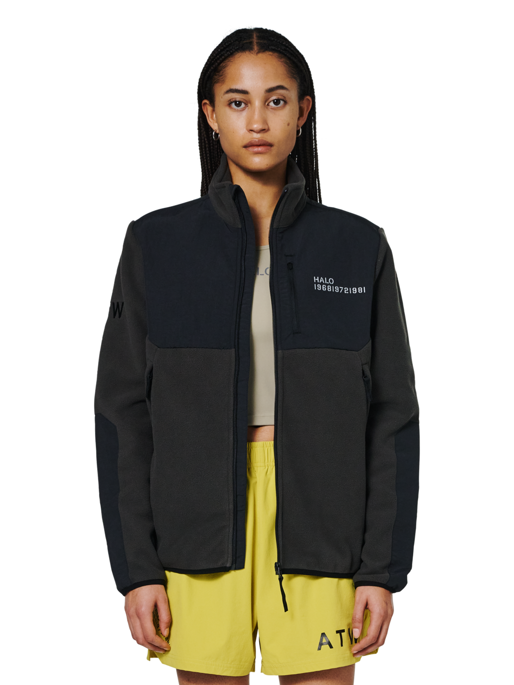 HALO BLOCKED ZIP FLEECE, RAVEN, model