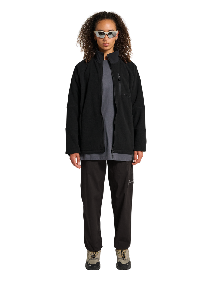 HALO WINDPROOF TEDDYFLEECE JACKET, BLACK, model
