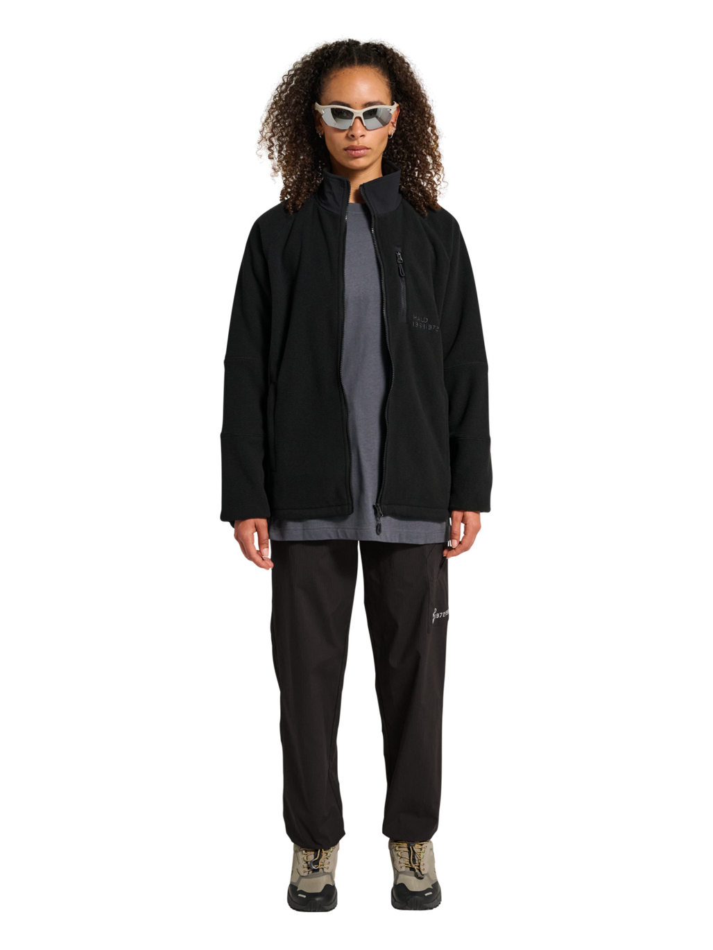 HALO WINDPROOF TEDDYFLEECE JACKET, BLACK, model