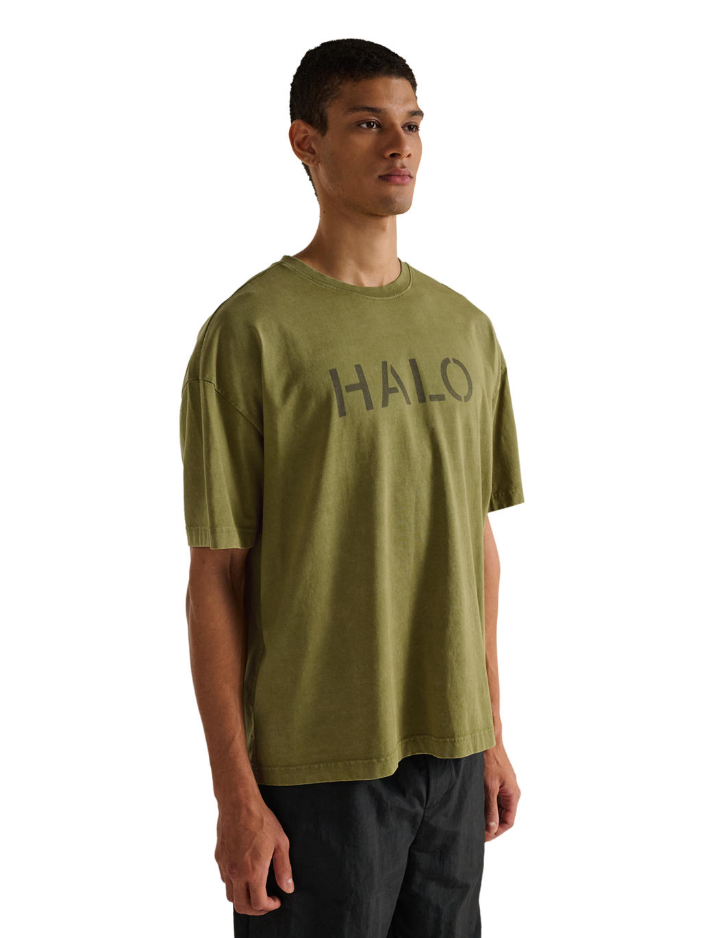 HALO UNIFORM BOXY T-SHIRT, OLIVE DRAB, model