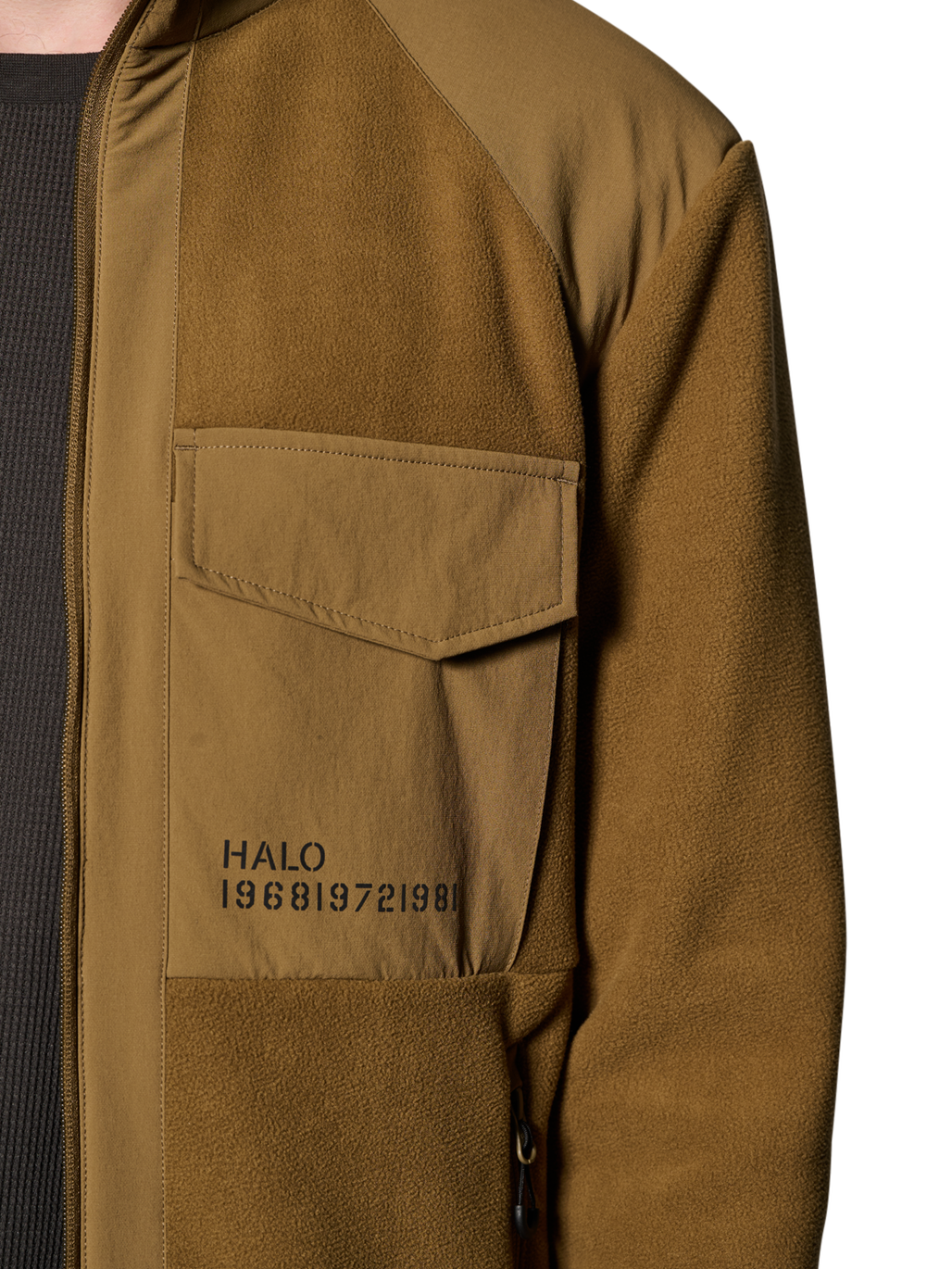 HALO PANELED FLEECE JACKET, KANGAROO, model