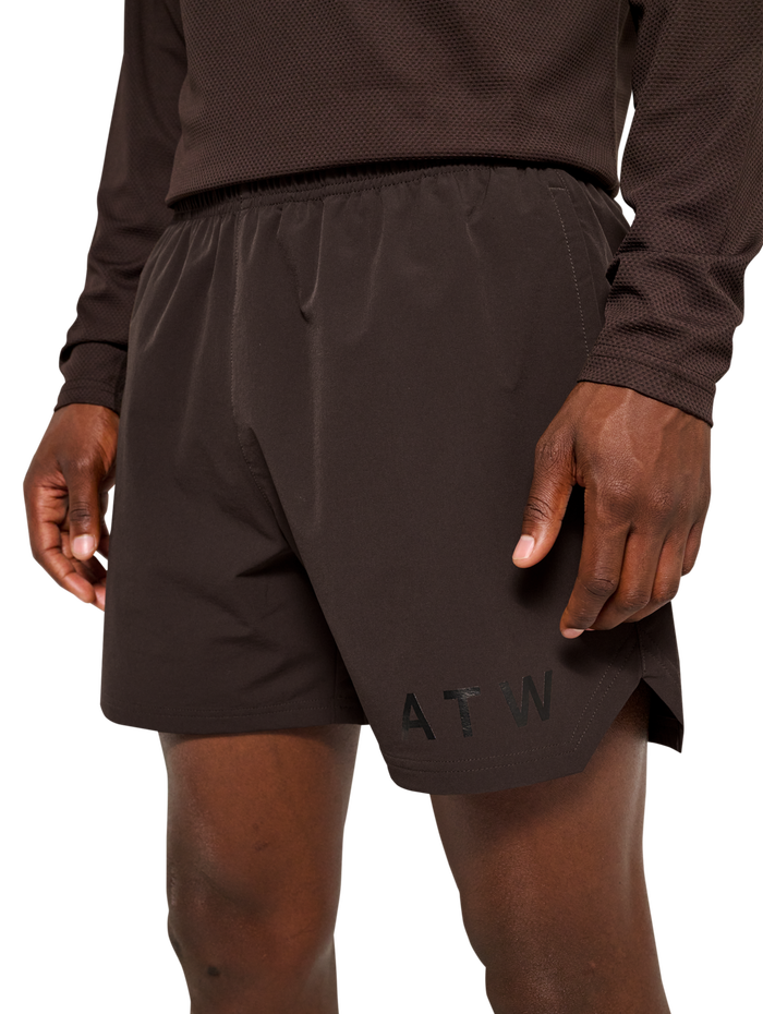 HALO SHORTS, CHOCOLATE TORTE, model
