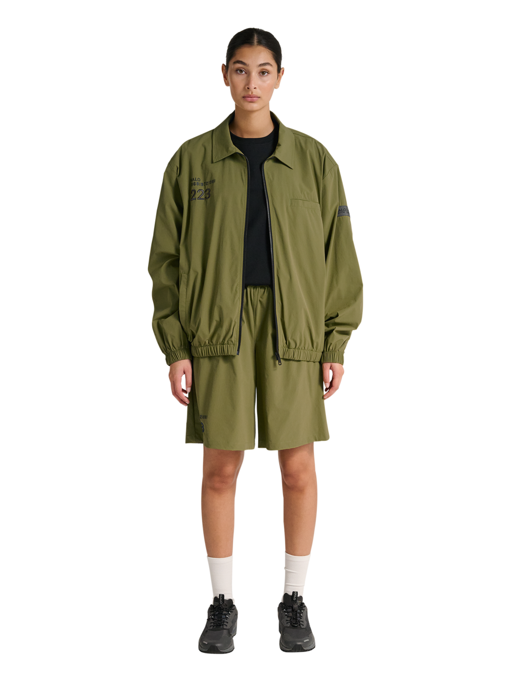 HALO MOVE OVERSHIRT, OLIVE DRAB, model